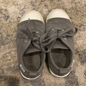 Toddler chus. Size 28.